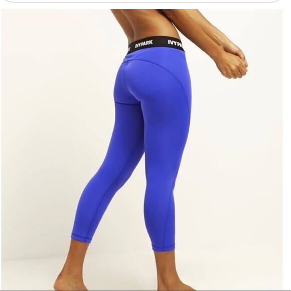 NWT IVY PARK low rise sculpted legging 3/4 length blue Small - Picture 1 of 9